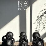 Monjes 3 gracias negro figuras decorativas cerámica en Colombia