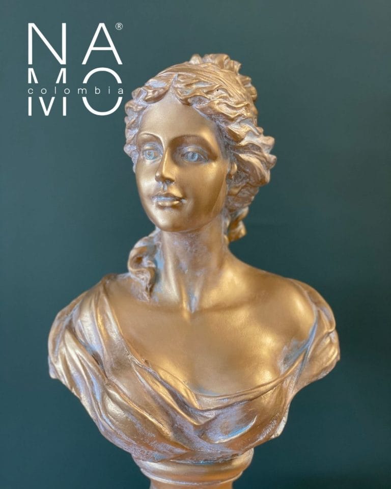 N0902 Busto Antonieta 42cm-2
