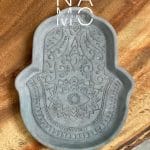N2111 Mano de Hamsa Concreto