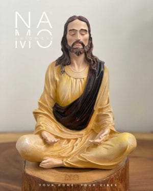 Jesús meditando 25cm amarillo